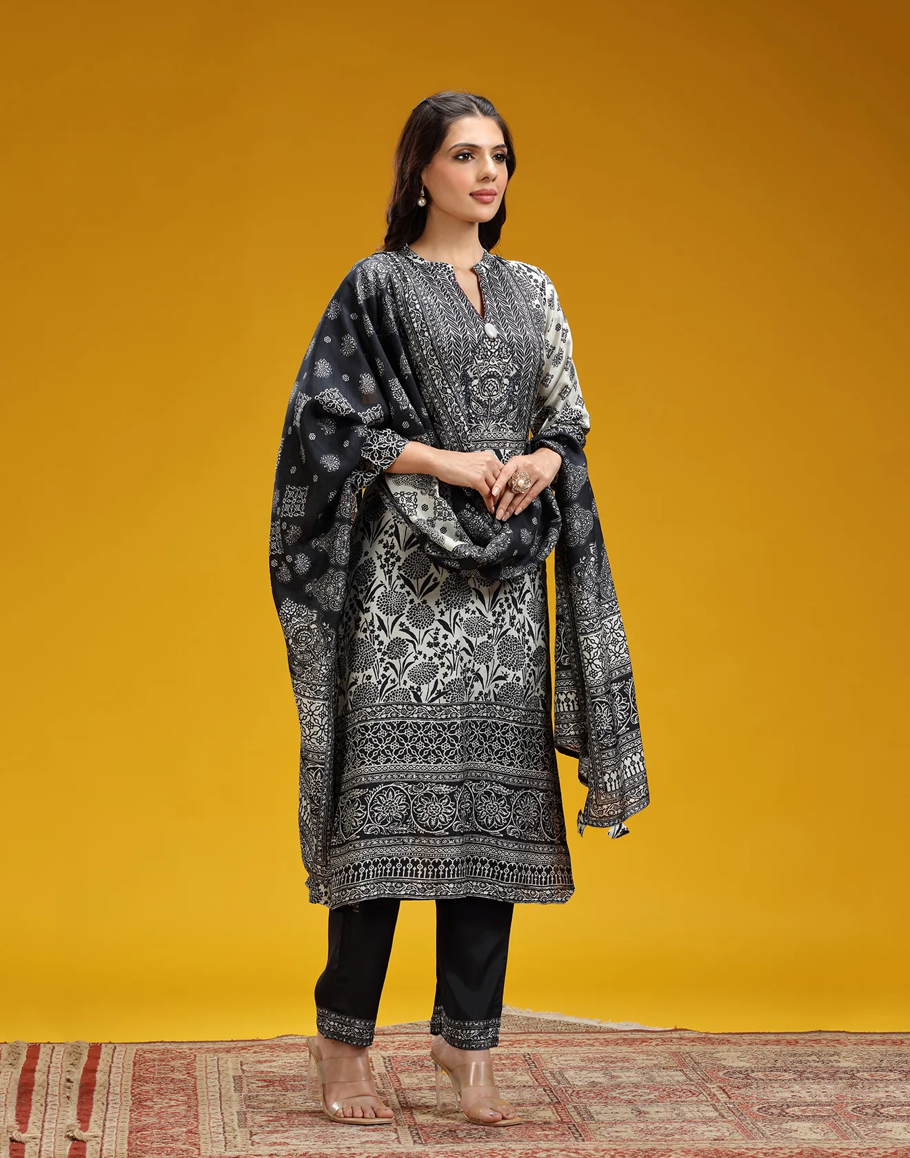 Black And Beige Ethnic Floral Printed Casual Kurta Set