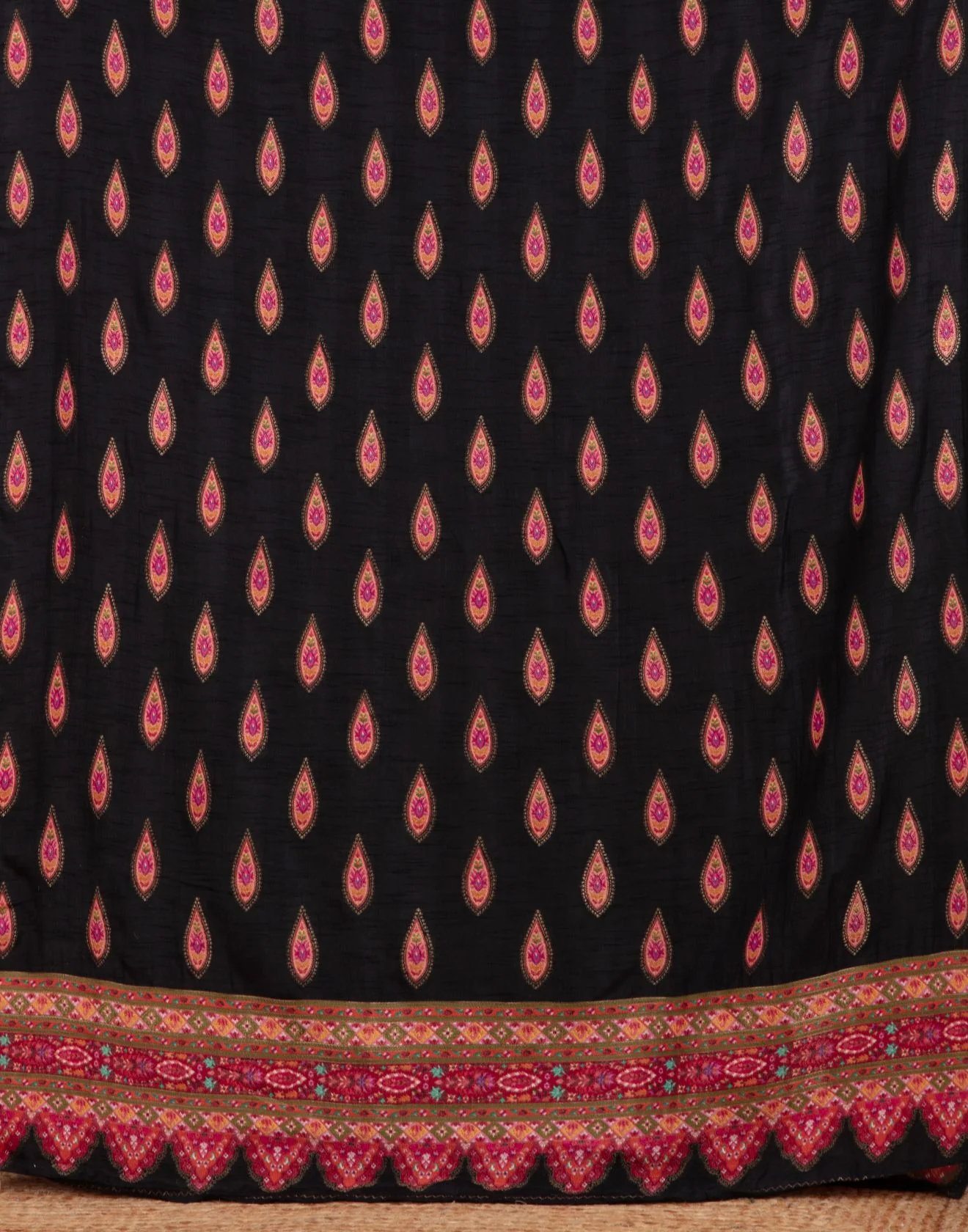 Black And Berry Hues Weave Blended Silk Unstitched Suit Set - Image 3