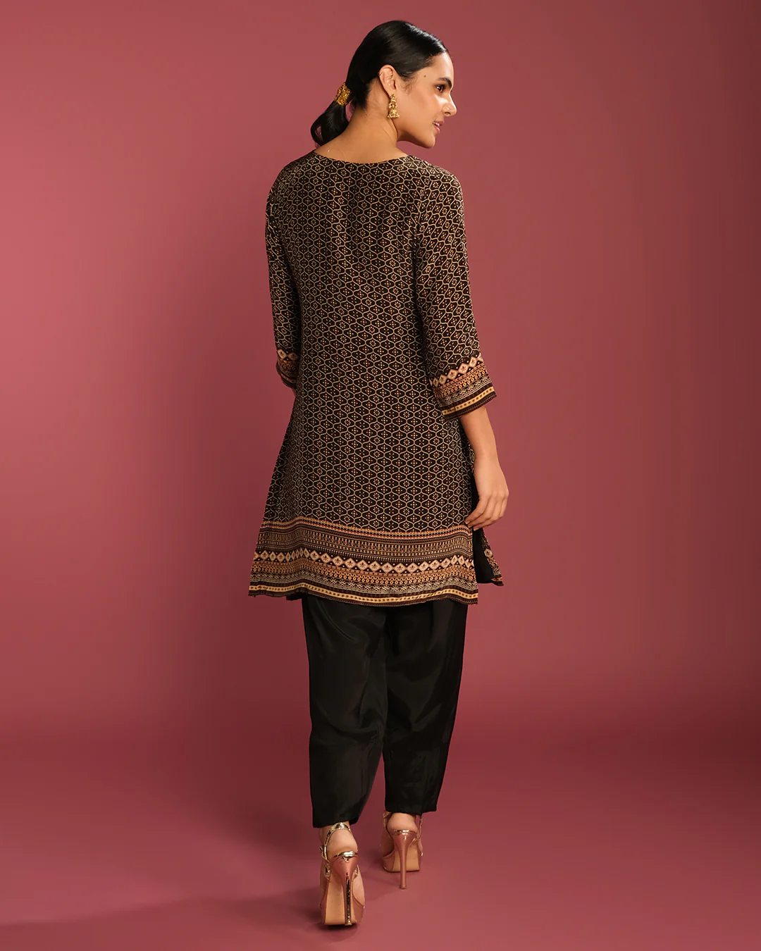 Black & Earthy Bandhej Printed Short Kurta With Pant Set - Image 5