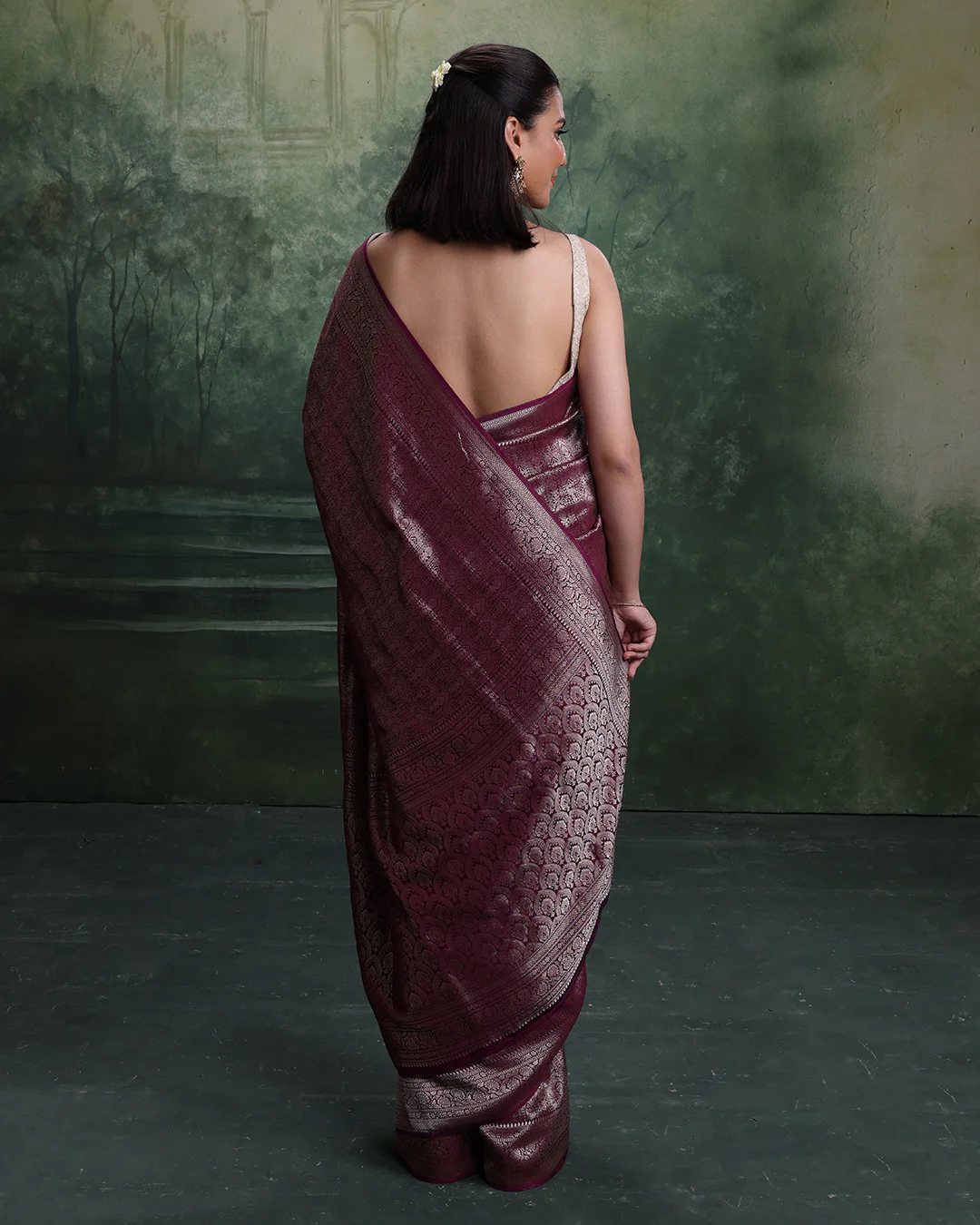 Cabernet Purple Dola Silk Saree With Unstitched Blouse Fabric - Image 6