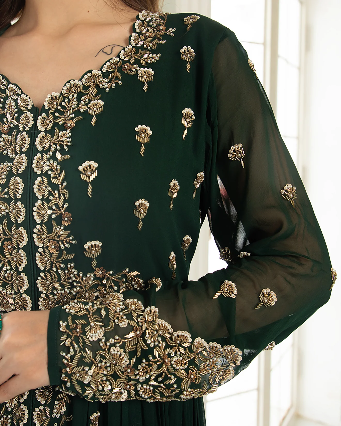 Clover Green Embroidered Front Slit Suit Set - Image 4