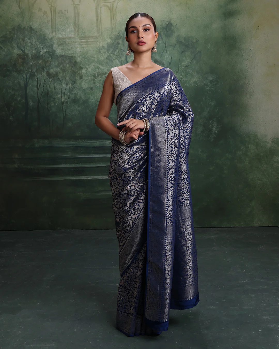 Cosmic Forest Weave Silk Saree With Unstitched Blouse Fabric - Image 2