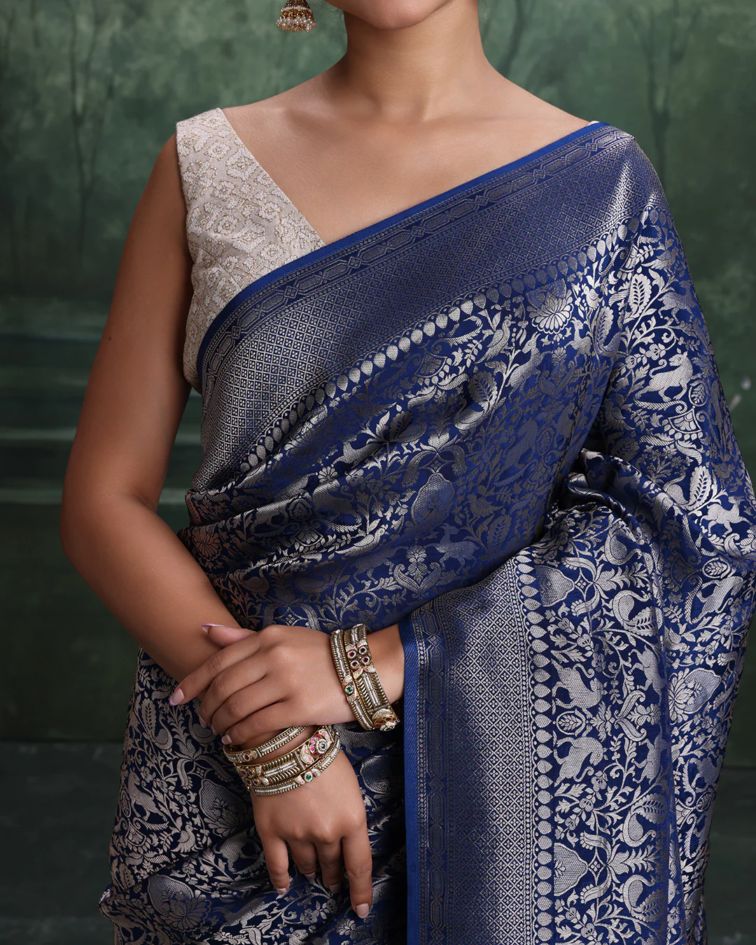 Cosmic Forest Weave Silk Saree With Unstitched Blouse Fabric - Image 5