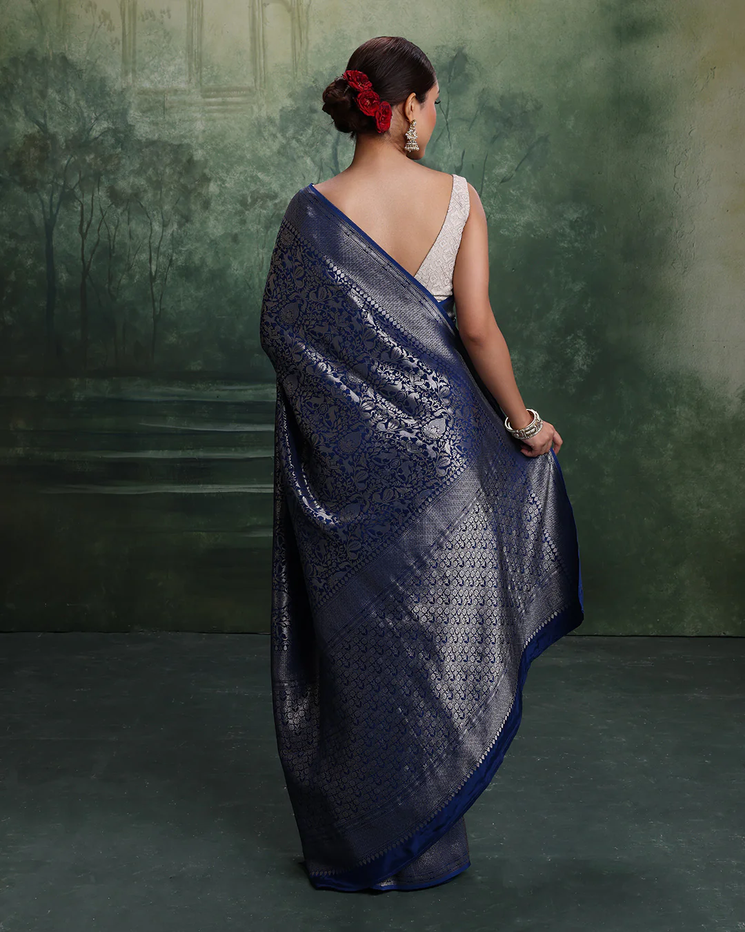 Cosmic Forest Weave Silk Saree With Unstitched Blouse Fabric - Image 6
