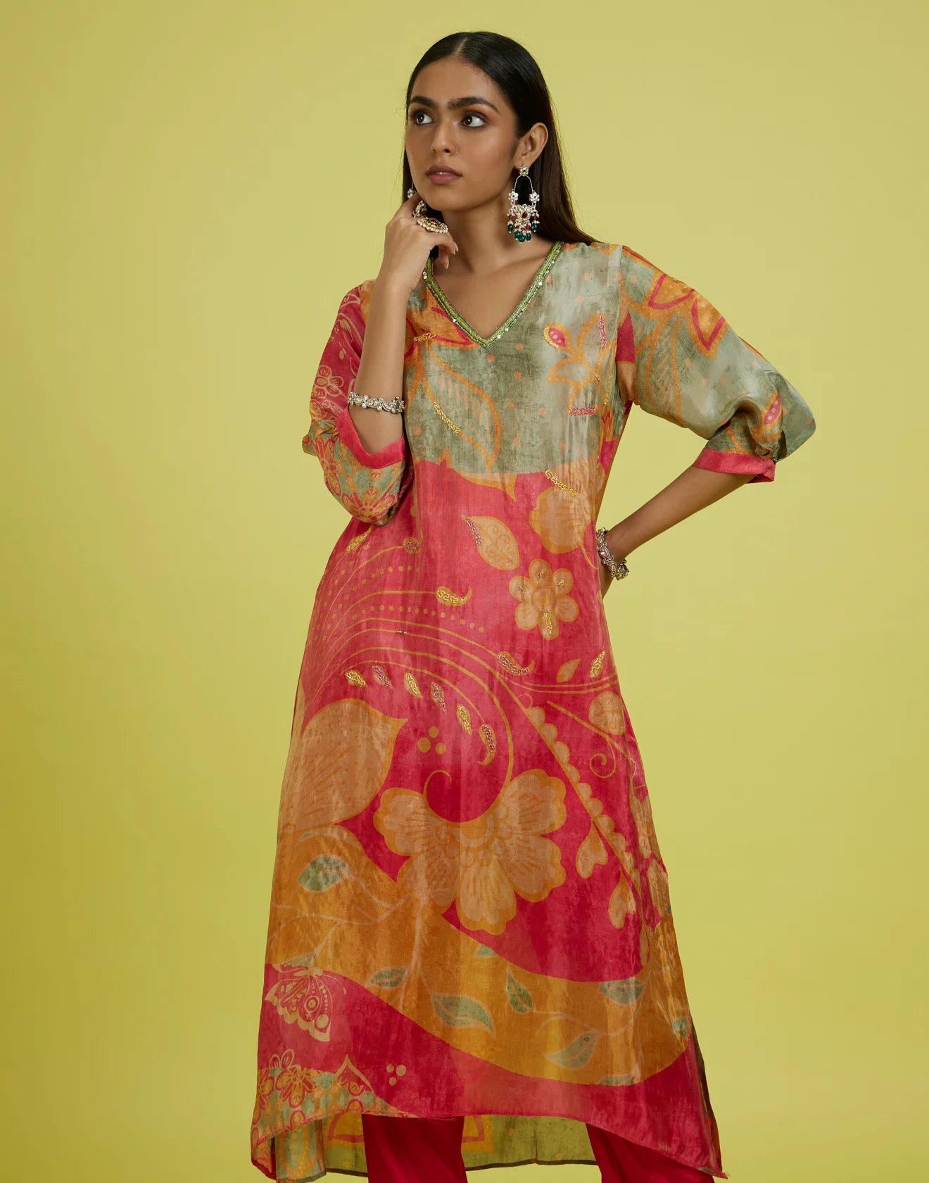 Crush Pink Doodle Printed Festive Silk Kurta Set - Image 4