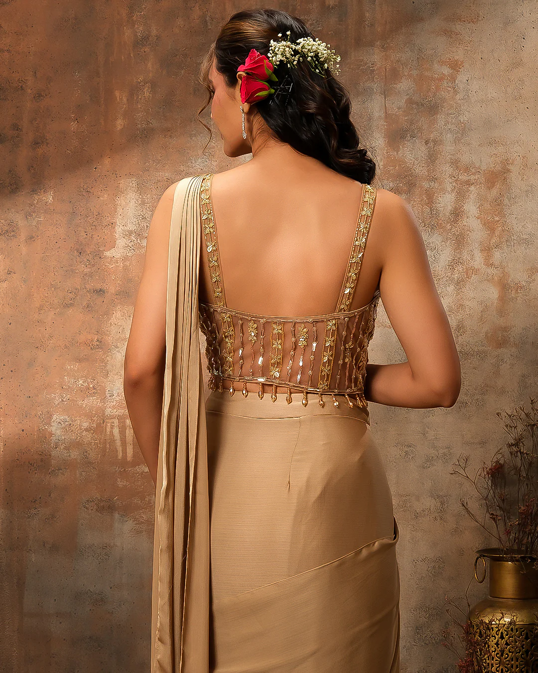 Dune Drama Embellished Crepe Silk Pre-Draped saree - Image 5