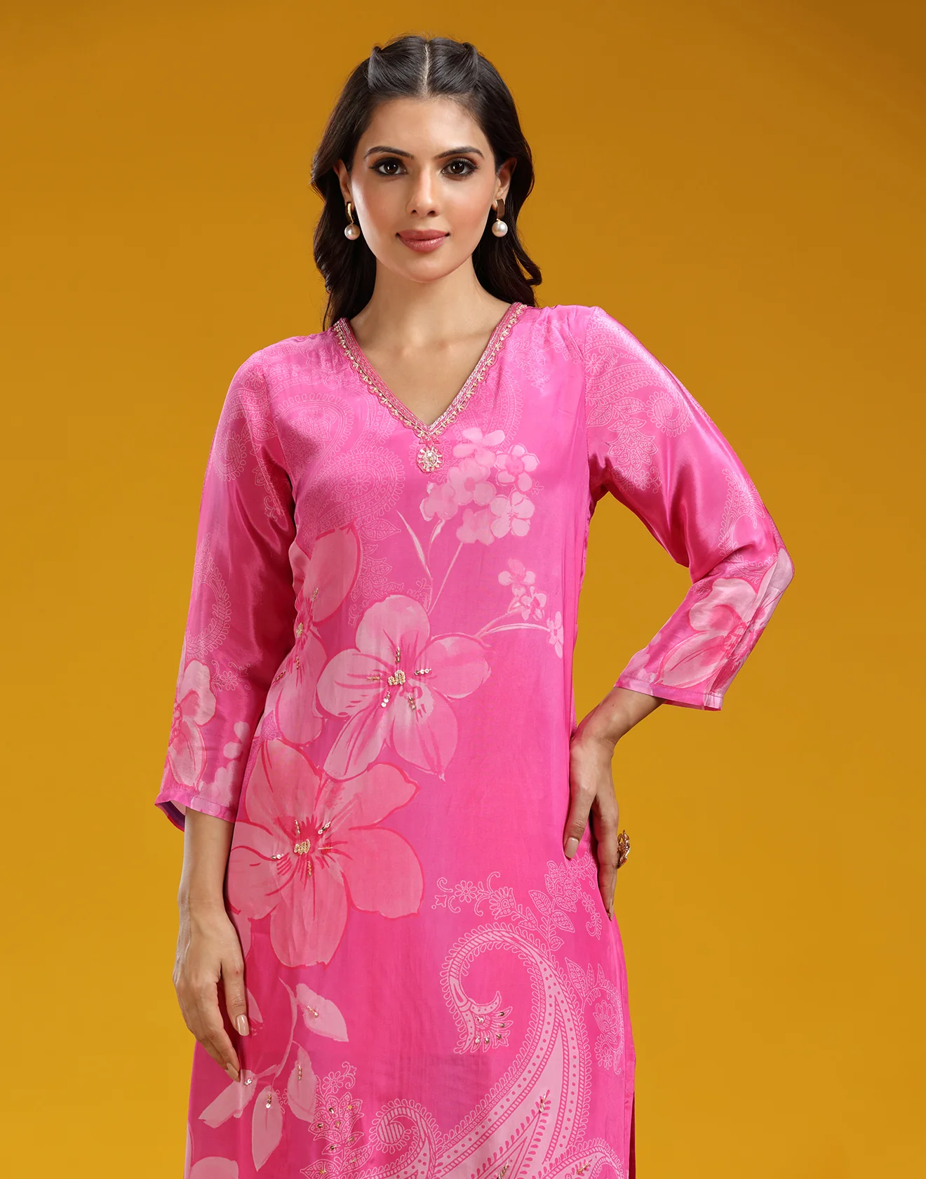 Flamingo Punch Floral Printed Crepe Silk Kurta Set - Image 4