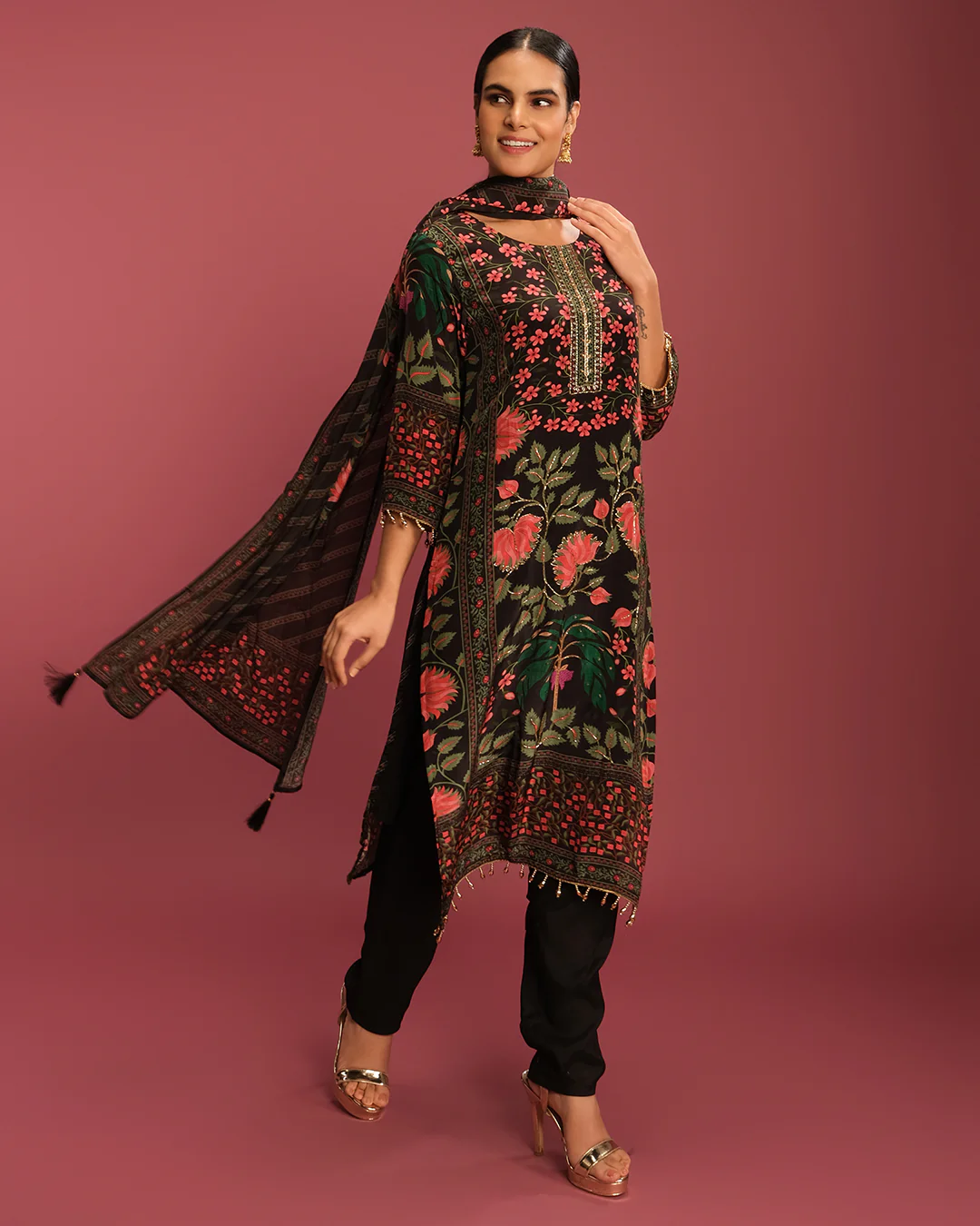 Flora Bloom Printed Pure Crepe Silk Kurta Set - Image 3