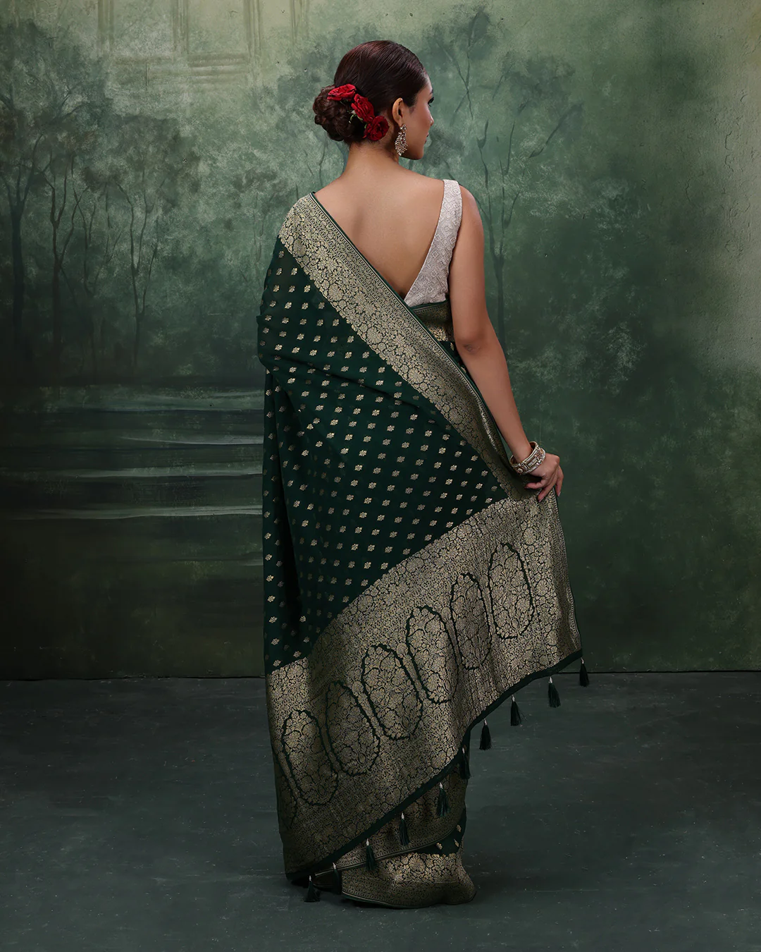 Forest Green Dainty Buttis Georgette Saree With Unstitched Blouse Fabric - Image 6