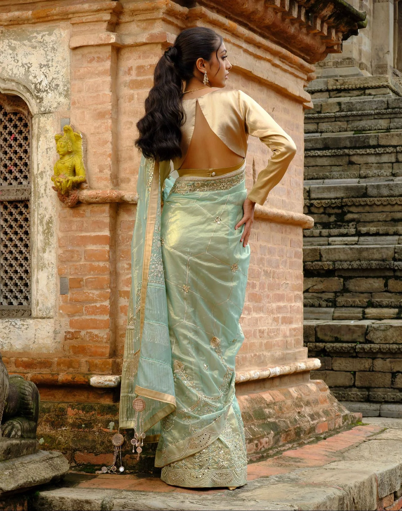 Frosted Mint Shimmer Organza Trousseau Saree - Image 3