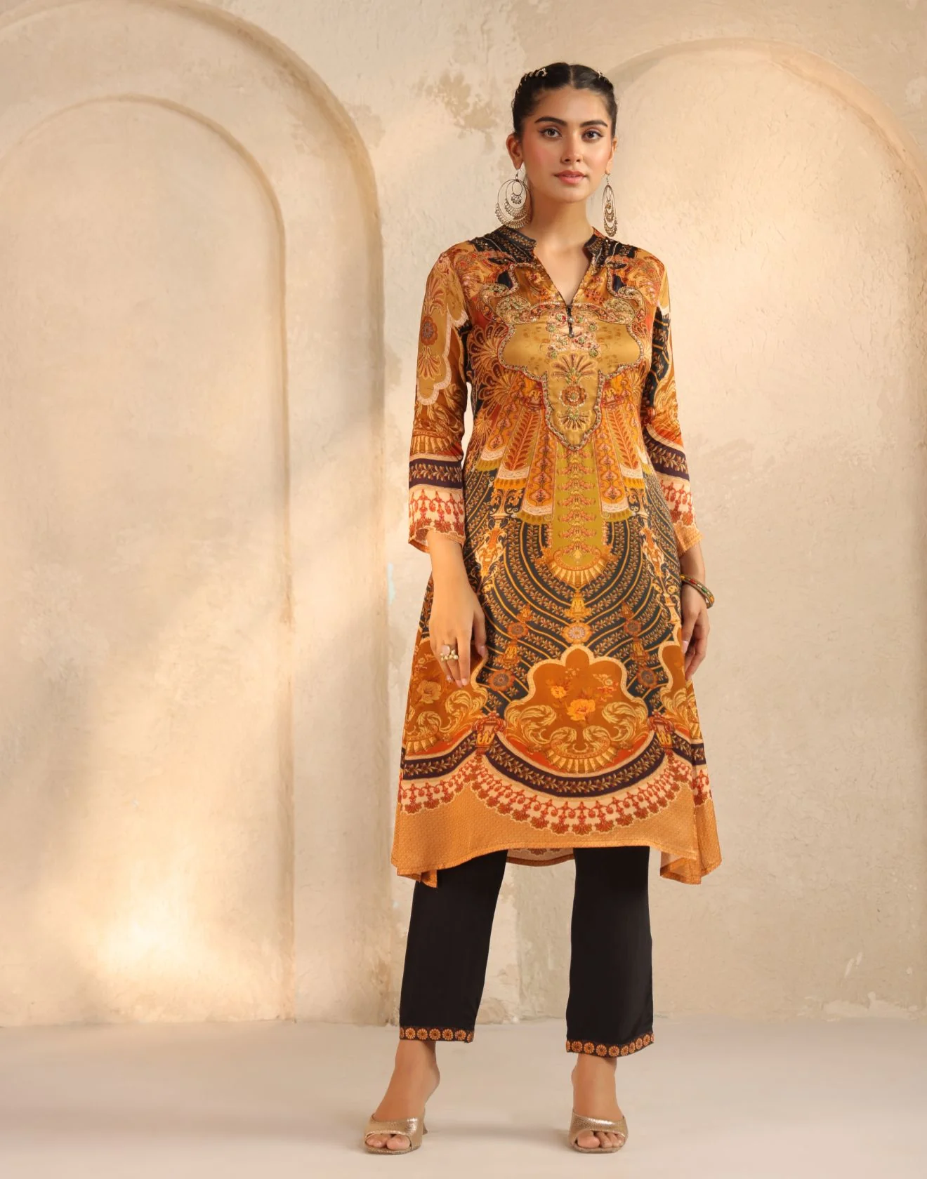 Golden Yellow & Navy Blue Baroque Print Kurta Set - Image 2