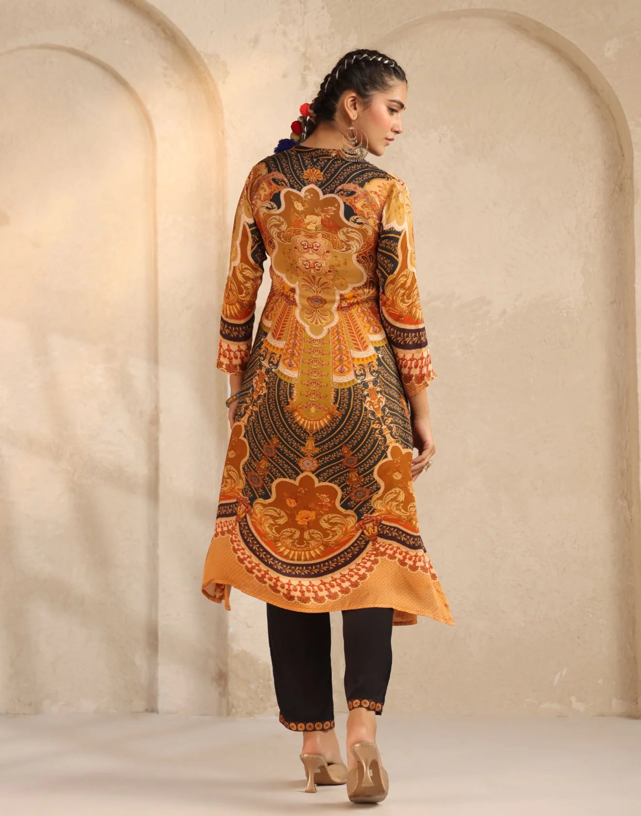 Golden Yellow & Navy Blue Baroque Print Kurta Set - Image 5