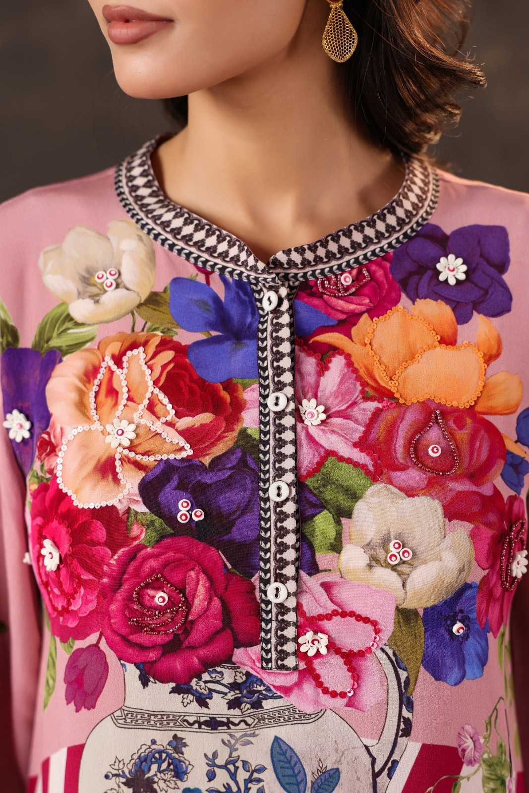 Gulaabi Noor Floral Printed Crepe Tunic Shirt - Image 3