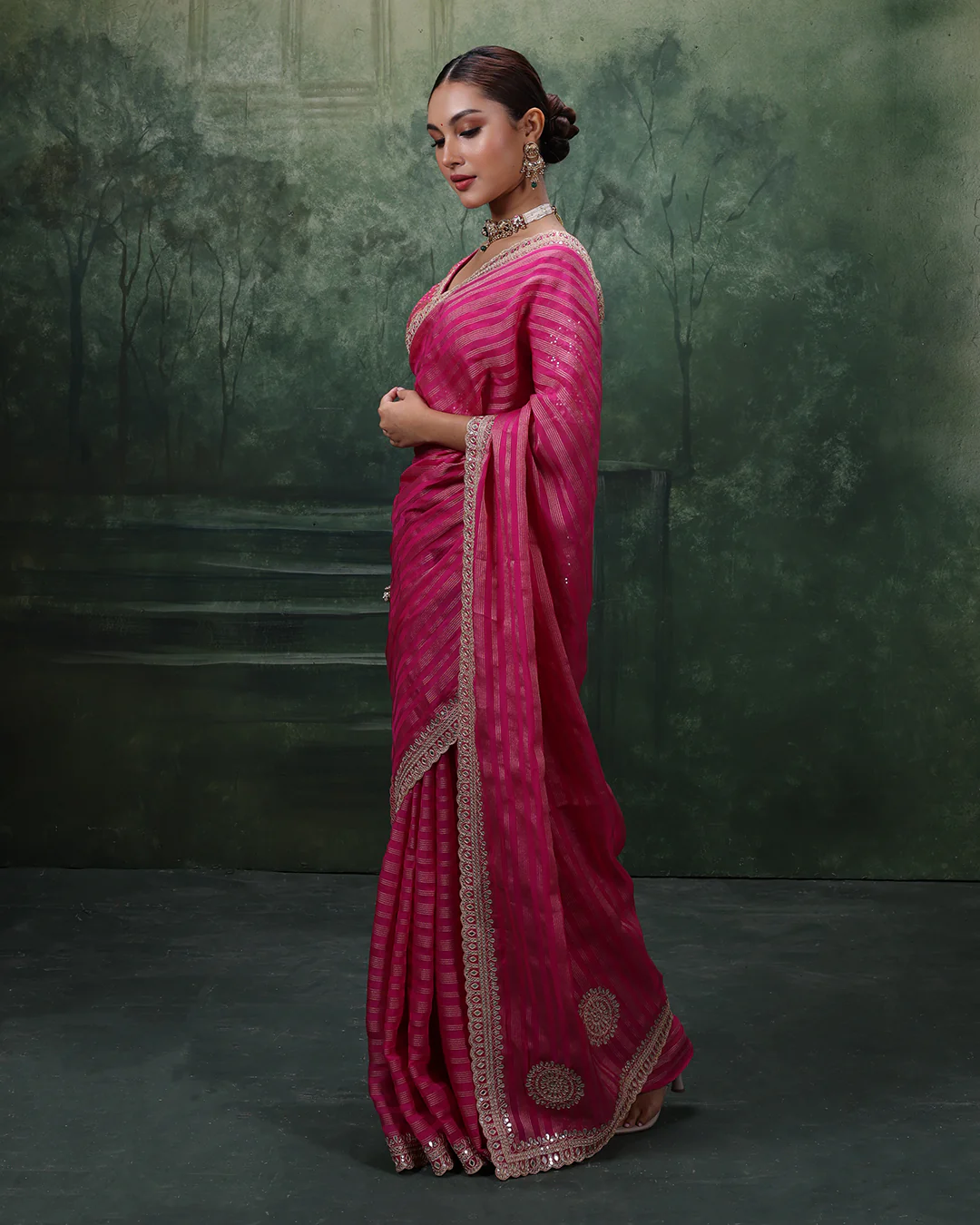 Gulabi Gulzar Stripped Organza Saree With Stitched Blouse - Image 3
