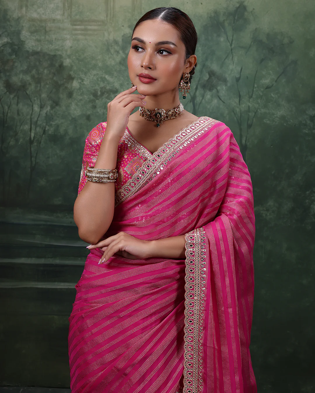 Gulabi Gulzar Stripped Organza Saree With Stitched Blouse - Image 4