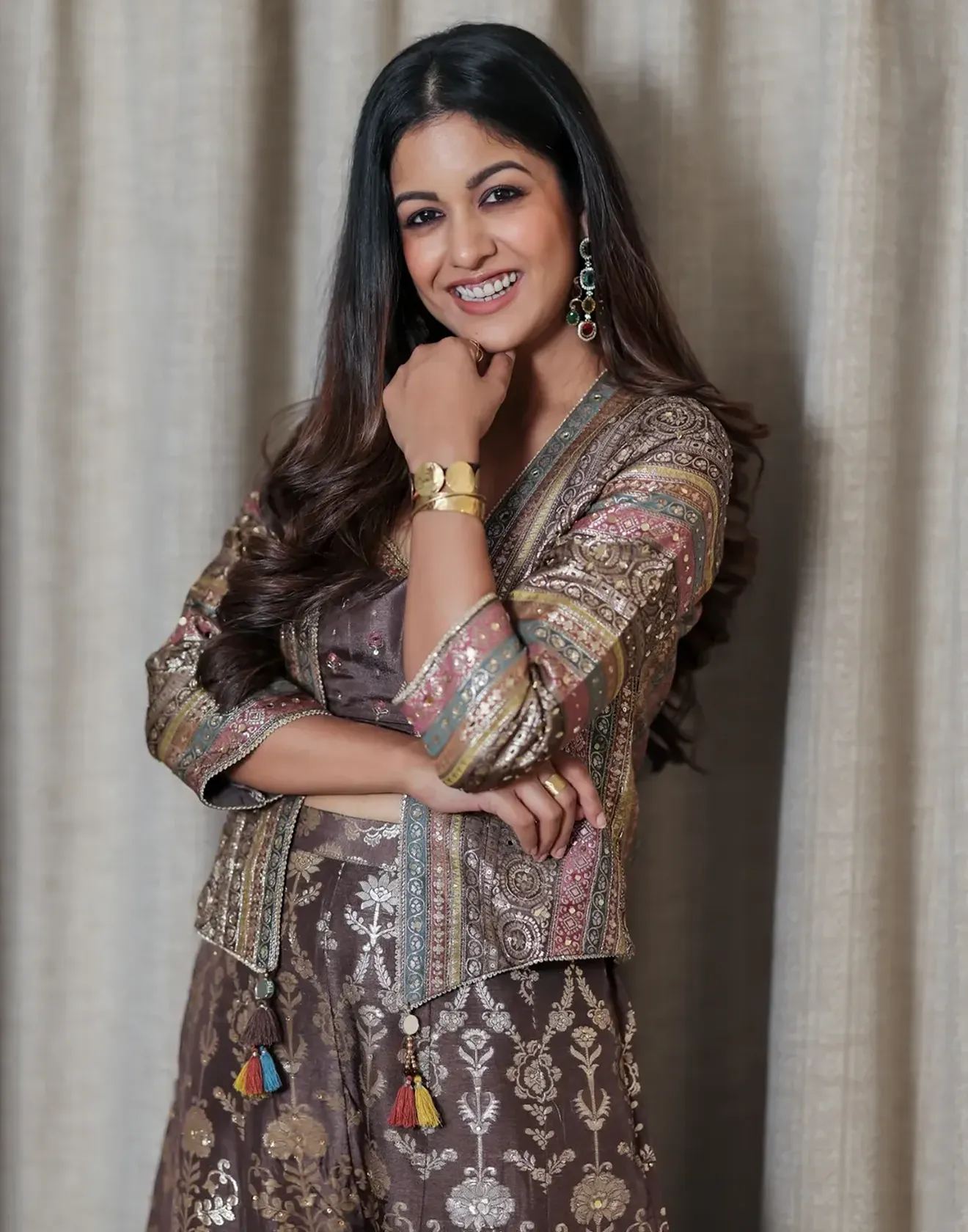 Ishita Dutta X Roopkala Brocade Festive Fusion Set - Image 2