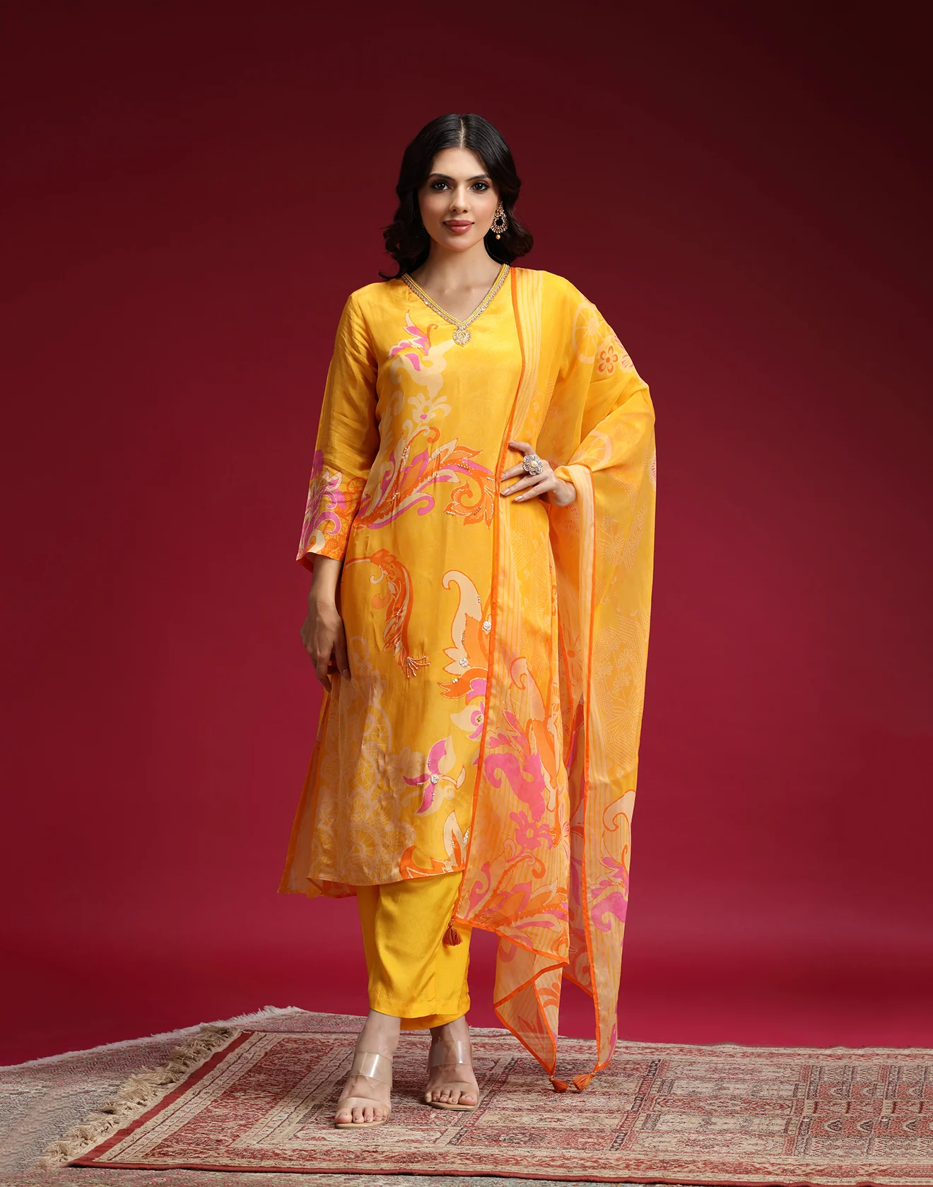 Kesari Bloom Floral Printed Kurta Set - Image 3