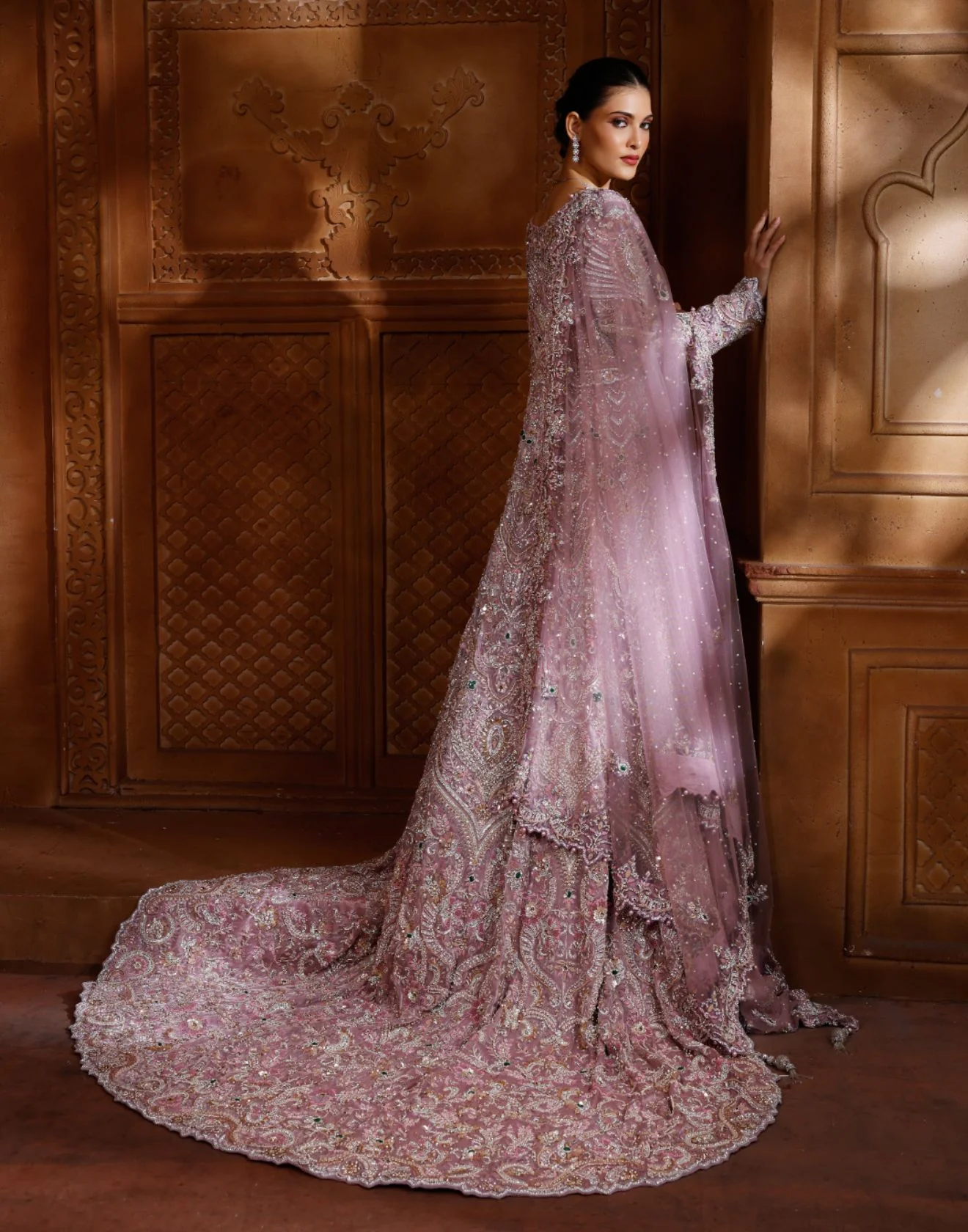 Lavender Love Embellished Shimmer Silk Bridal Farshi Set - Image 2