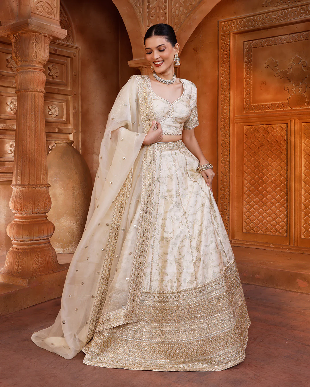 Luxe Ivory Banarasi Silk Bridal Lehenga Set - Image 2
