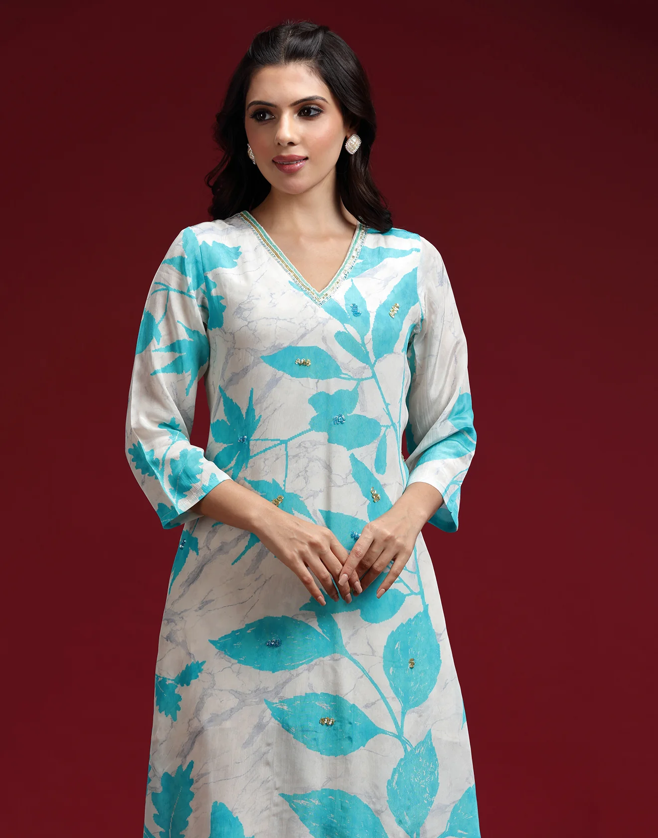Off-White And Teal Printed Casual Kurta Set - Image 3