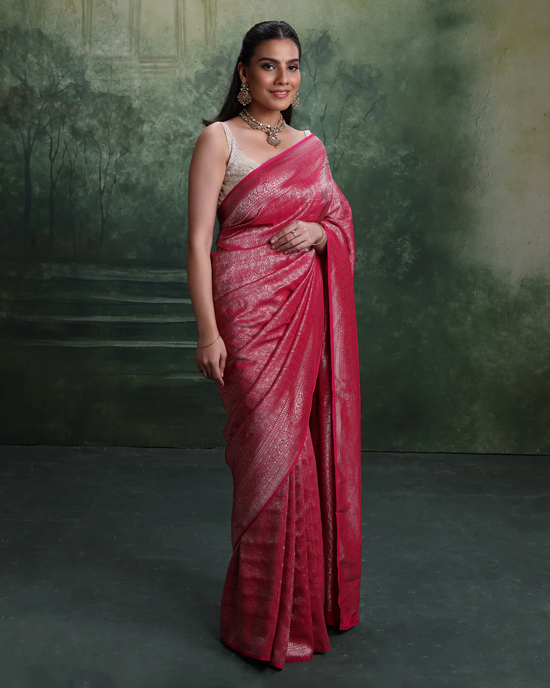 Plum Pink Dola Silk Saree With Unstitched Blouse Fabric - Image 3