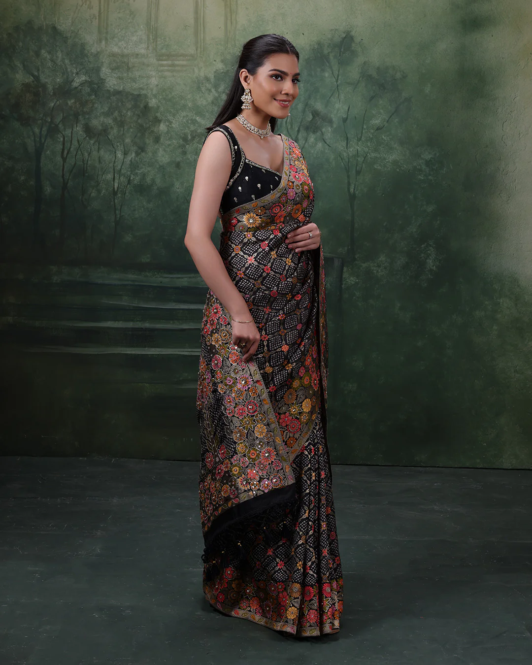 Raven Radiance Bandhej Silk Saree With Unstitched Blouse Fabric - Image 3