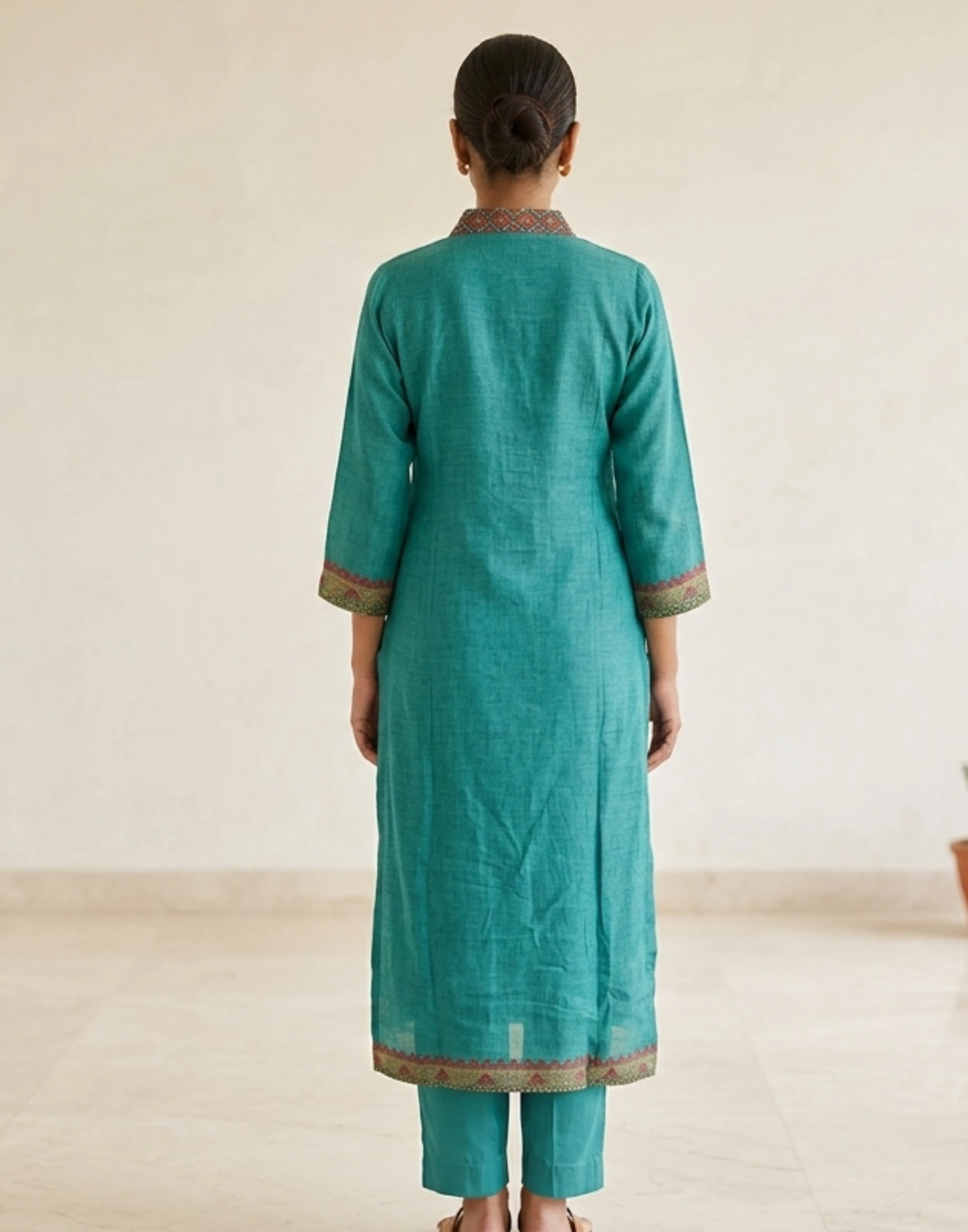 Regal Rama Printed Kurta And Pant Set - Image 3