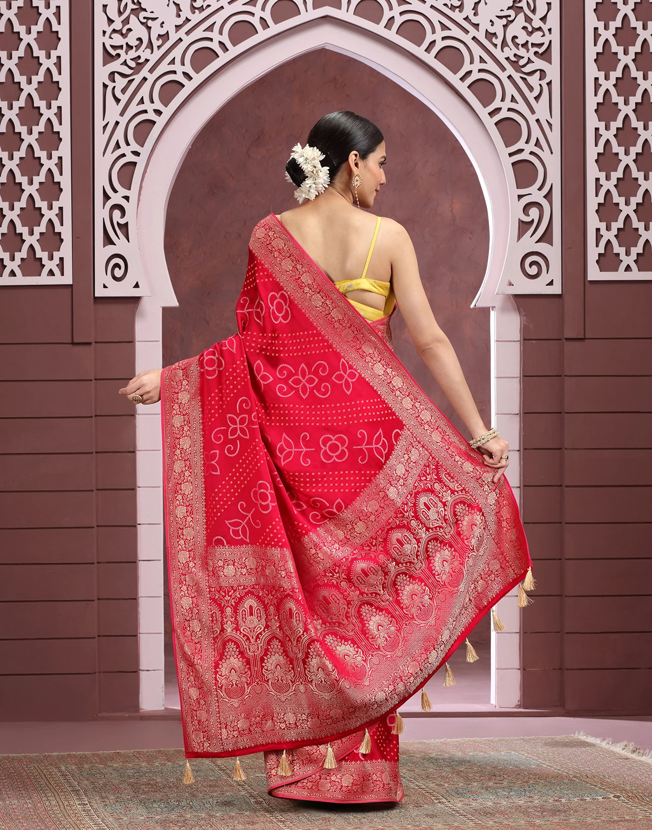 Ruby Pink Bandhej Printed Blended Silk Saree - Image 4