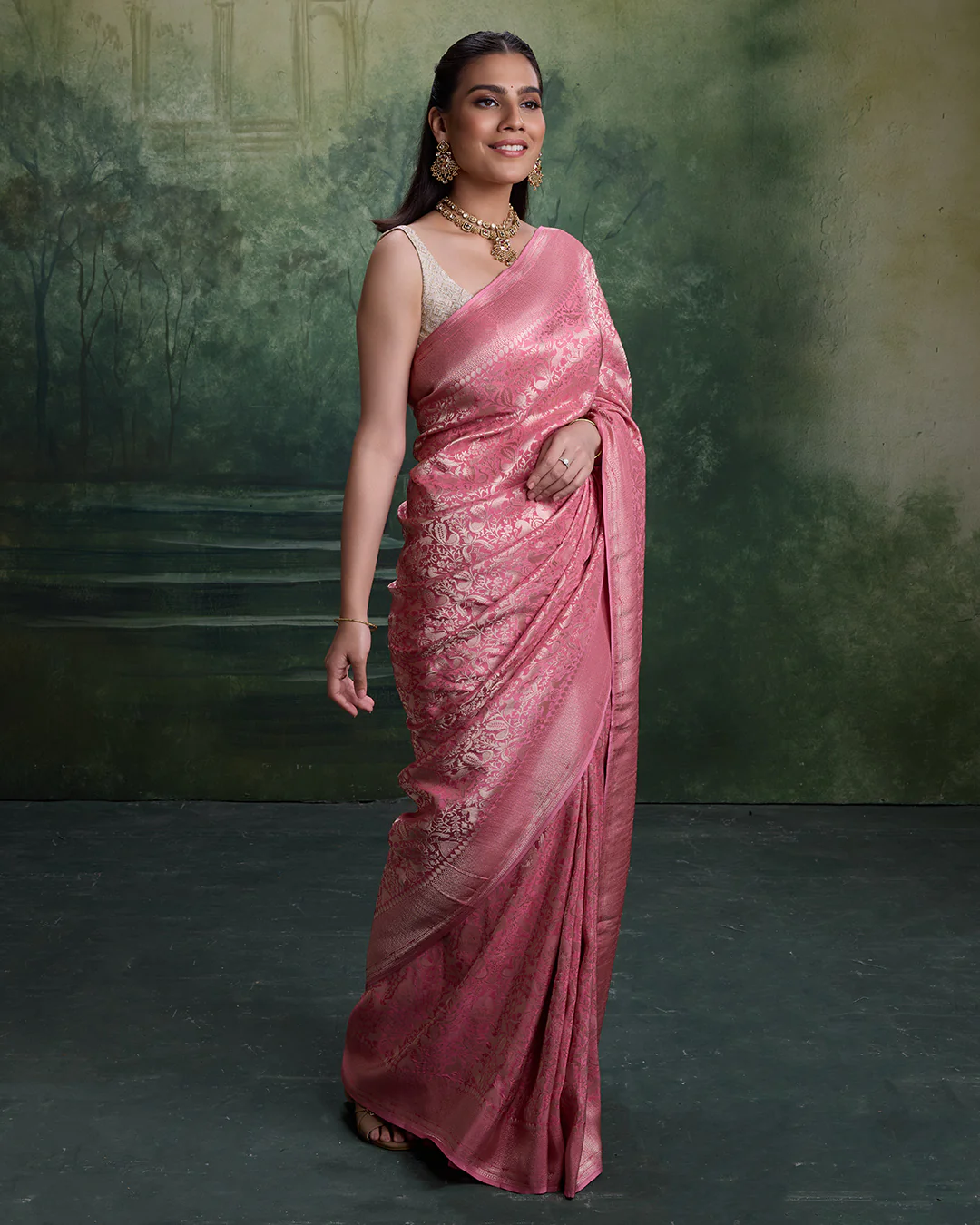 Serene Forest Weave Silk Saree With Unstitched Blouse Fabric - Image 3