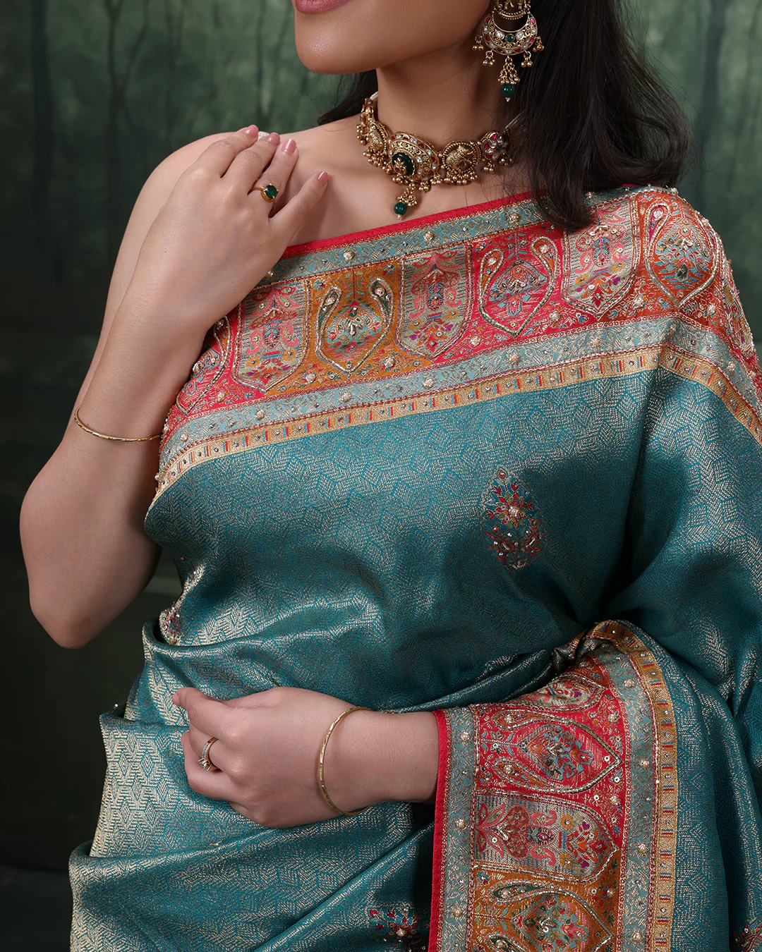 Turquoise Shimmer Silk Saree With Multicolor Embroidered Border And Unstitched Blouse Fabric - Image 5