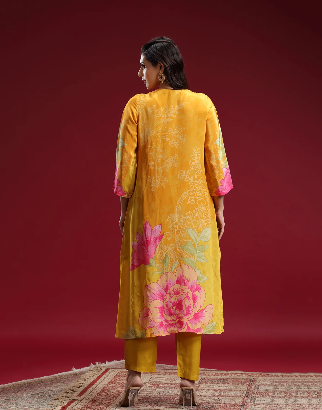 Tuscan Yellow Floral Printed Crepe Silk Kurta Set - Image 5