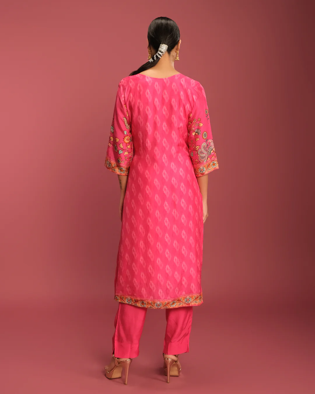 Vibrant Fuschia Ikkat & Kalamkari Printed Kurta Set - Image 5