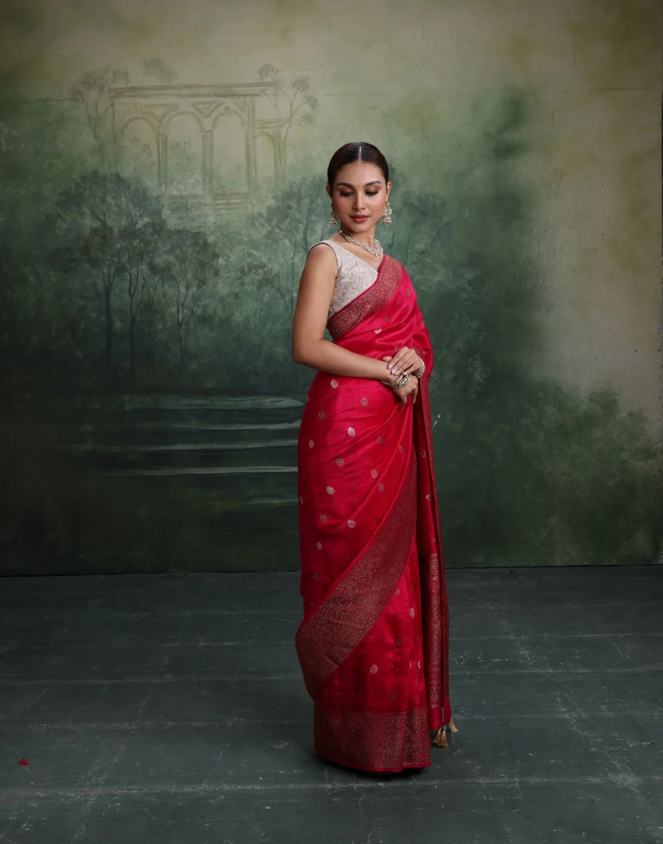 Vintage Orchid Fuchsia Blended Silk Saree With Unstitched Blouse Fabric - Image 3